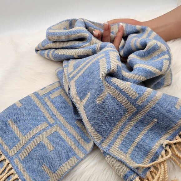 Fendi Zucca Blue and beige pattern Shawl - Picture 7 of 15